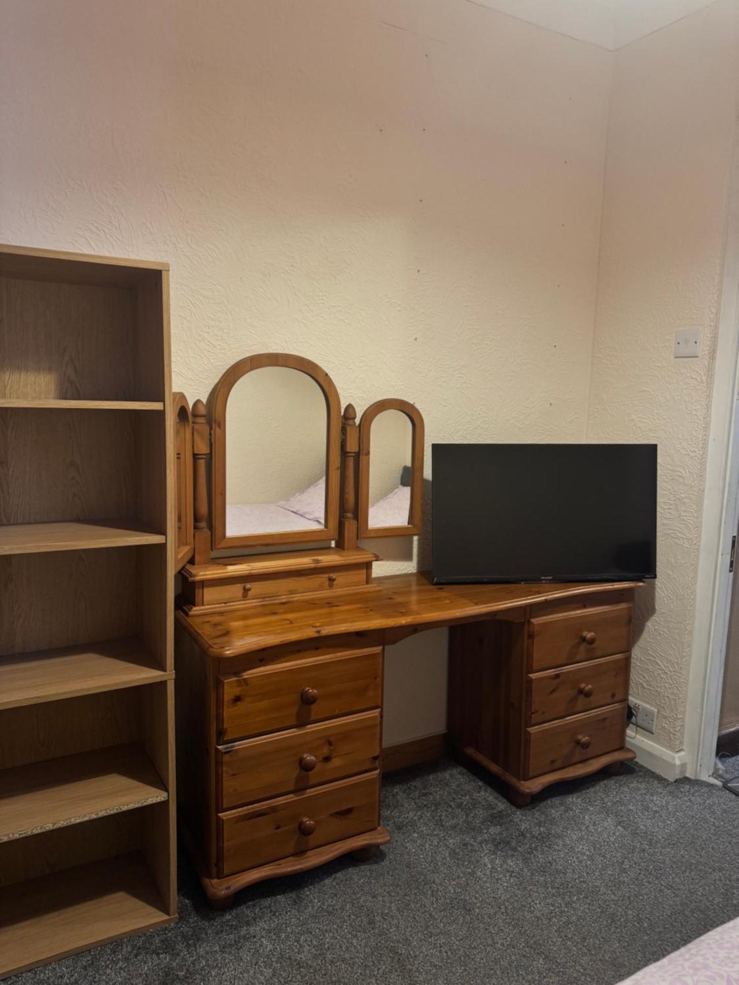 Jxb Homes - Lovely And Spacious Rooms Cliftonville Екстериор снимка
