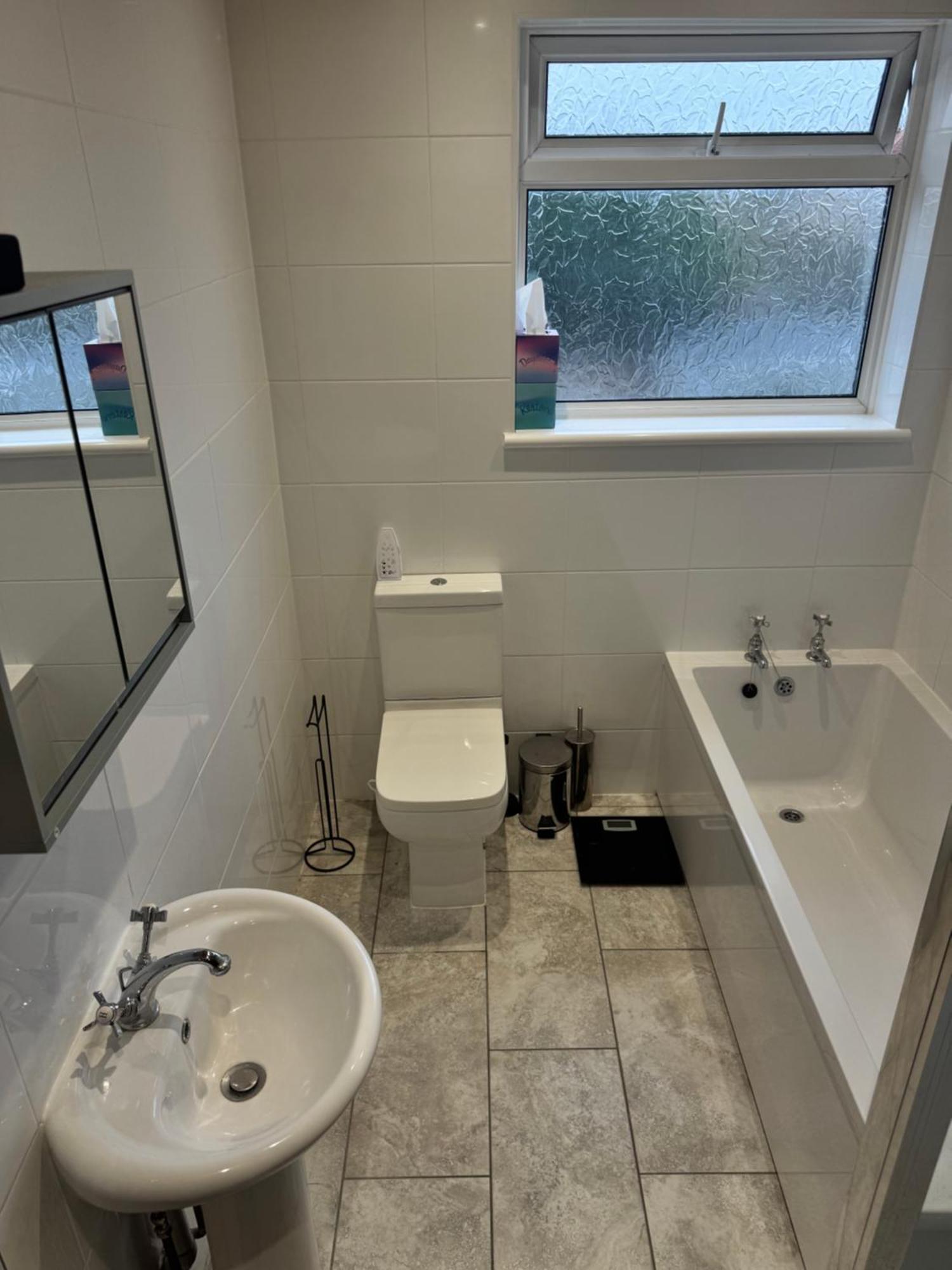 Jxb Homes - Lovely And Spacious Rooms Cliftonville Екстериор снимка