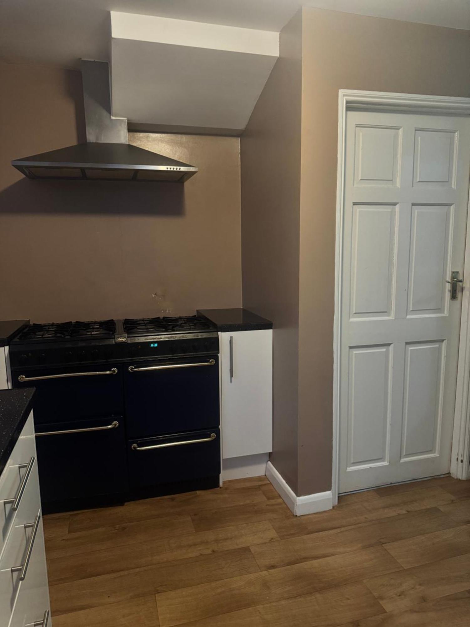 Jxb Homes - Lovely And Spacious Rooms Cliftonville Екстериор снимка