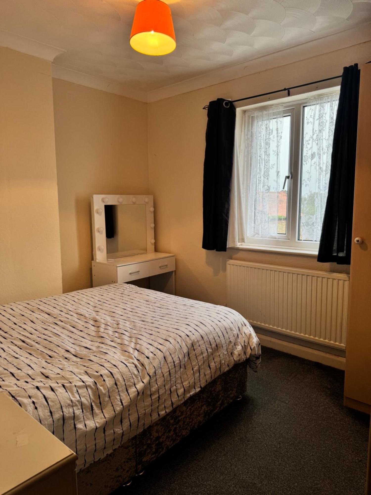 Jxb Homes - Lovely And Spacious Rooms Cliftonville Екстериор снимка